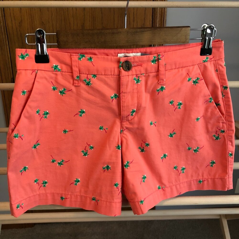 Women's Old Navy Peach shorts with palm trees - Size 0